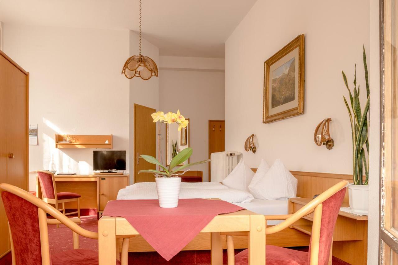 باد إلستر Hotel-Pension Heimburg المظهر الخارجي الصورة