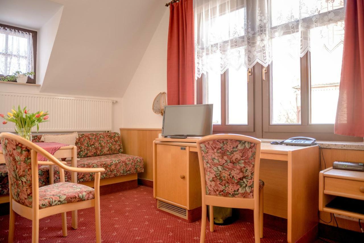 باد إلستر Hotel-Pension Heimburg المظهر الخارجي الصورة